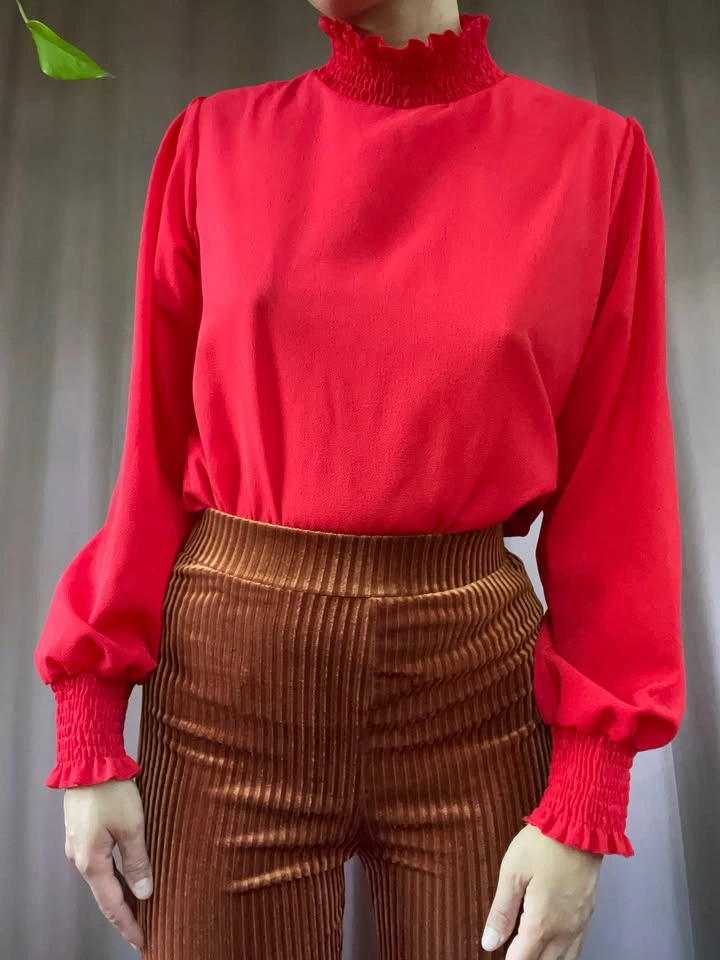 Red Ruffle Collar Blouse, S/M - photo 5