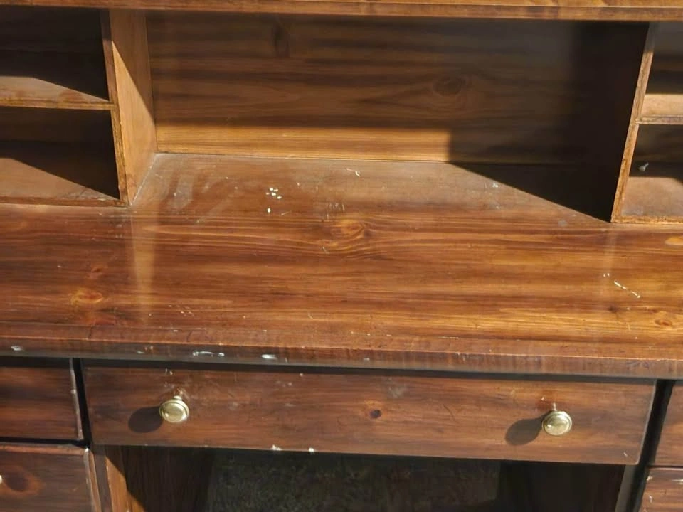 Wood desk - photo 5