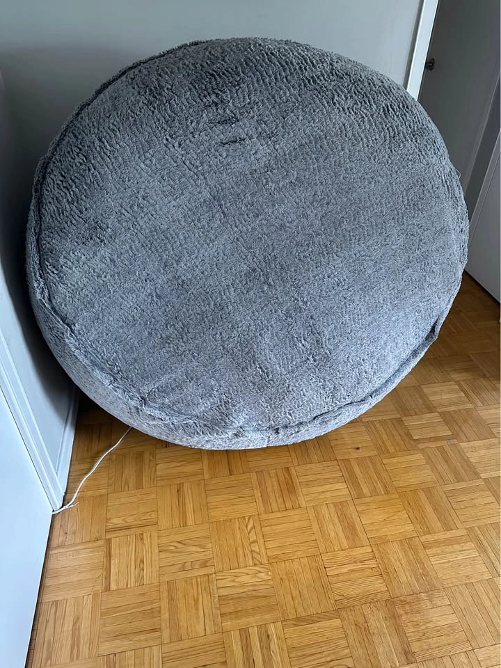 Moving Out Sale: Bedframe, Microwave, Bar Stool & More - photo 2