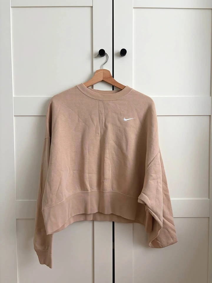 Oversized Nike Sweatshirt