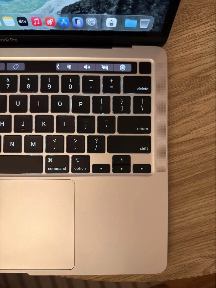 Apple MacBook Pro (2020) - 13 inch - i7 32/512 GB - Silver - photo 2