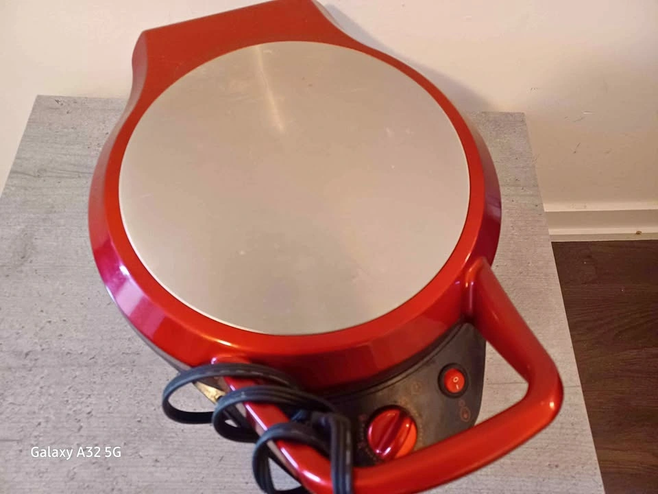 Brentwood Electric Pizza Maker