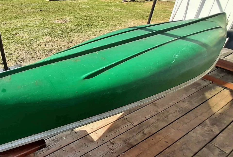 14ft Fibreglass Canoe