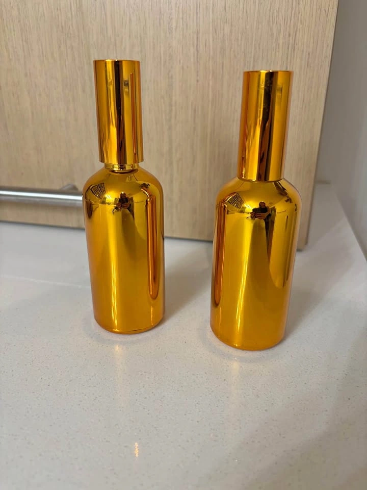 2 Glass Spray Bottles 100ml