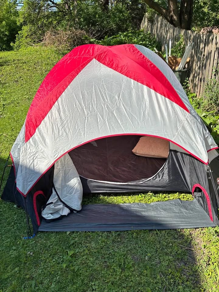 Swissgear Dome Camping Tent