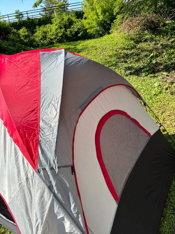 Swissgear Dome Camping Tent - photo 3