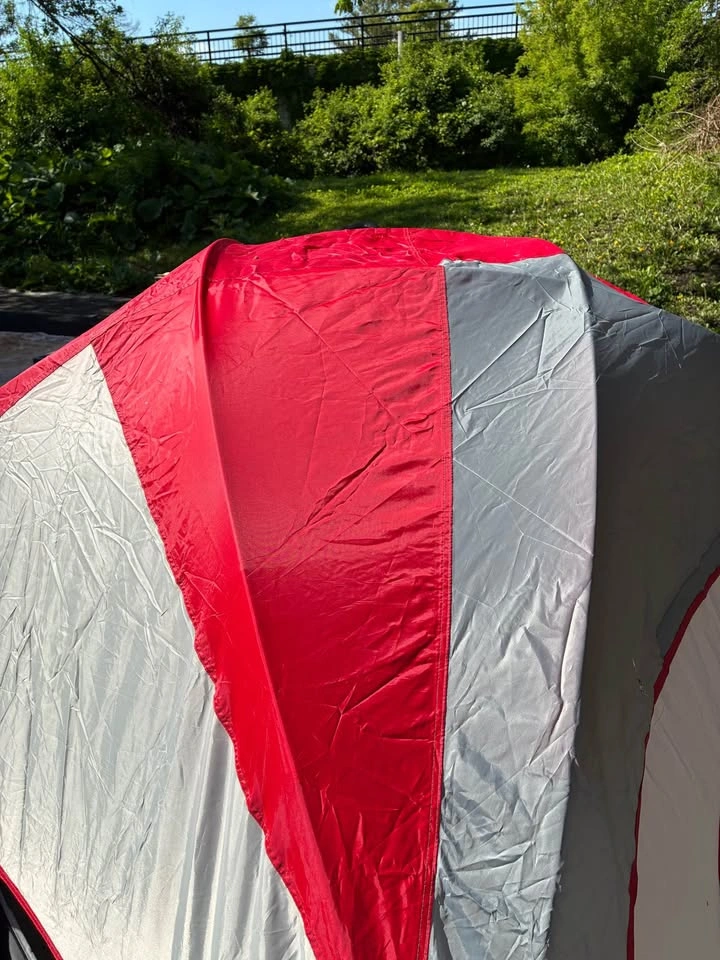 Swissgear Dome Camping Tent - photo 4