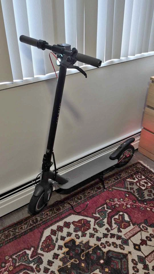 Electric Scooter - 5th Wheel Brand