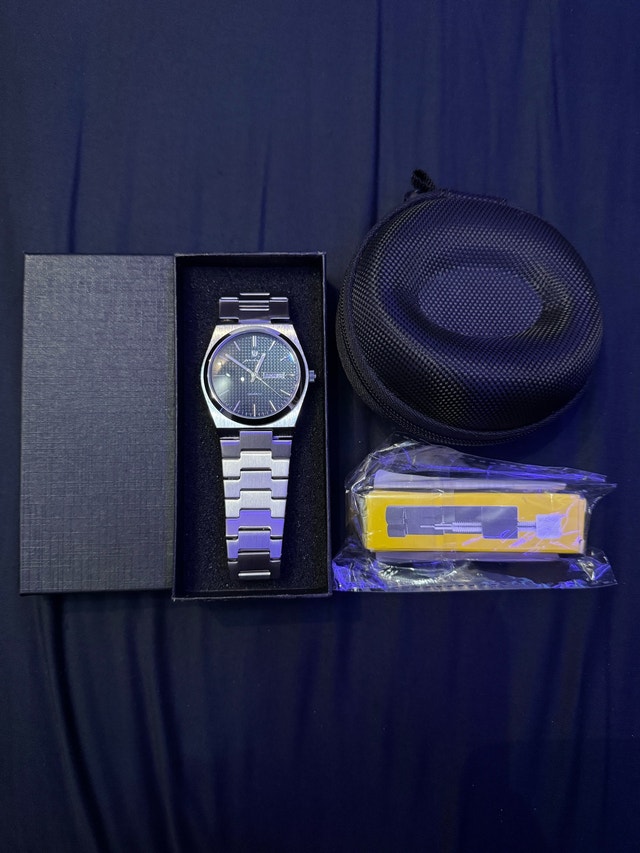 Poedagar Stainless Steel Watch, Case, Band Tool