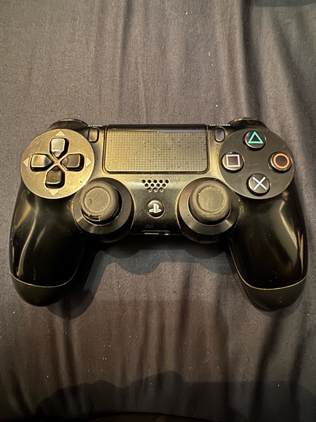 PS4 with 1TB Hard Drive - photo 3