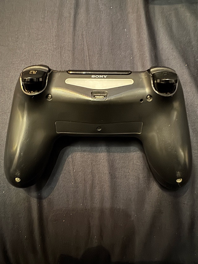 PS4 with 1TB Hard Drive - photo 5