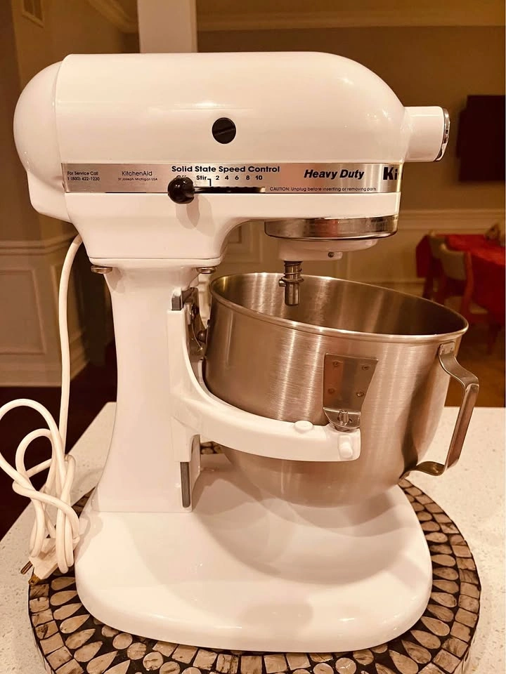 Kitchen Aid 5 Quart KS55 White Heavy Duty Mixer