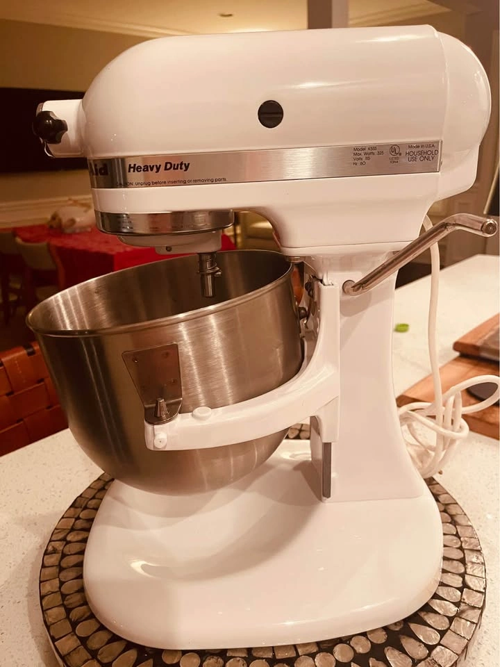 Kitchen Aid 5 Quart KS55 White Heavy Duty Mixer - photo 3