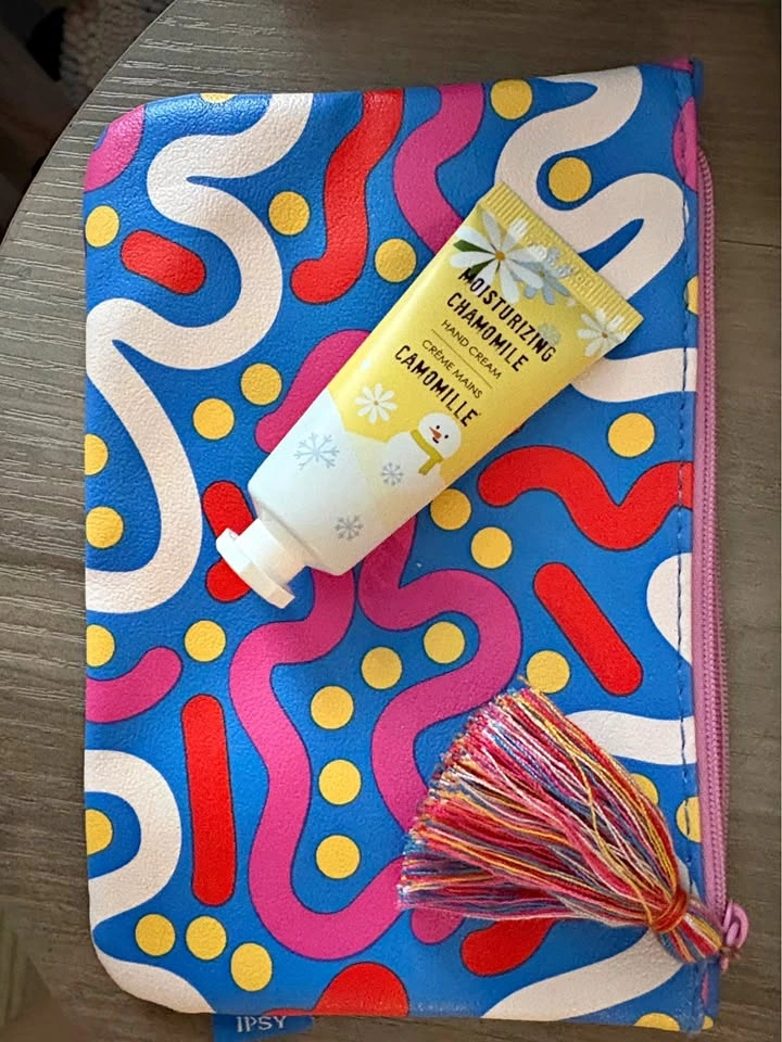 IPSY September 2023 Glam Bag w/Colorful Tassel Makeup Pouch + FR