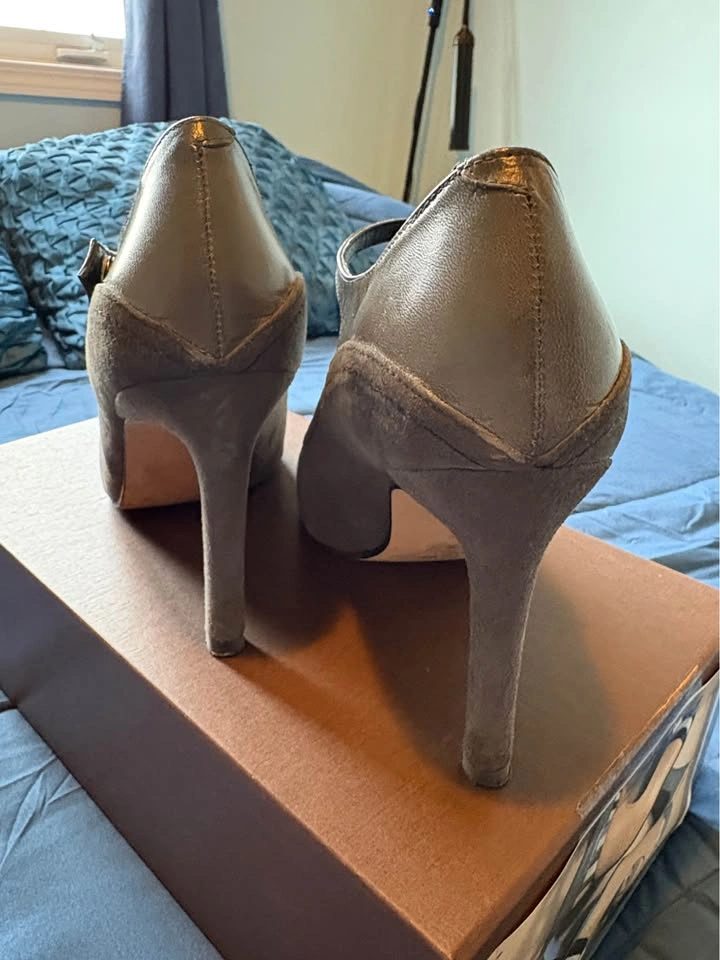 Vintage Sacha London Suede Mary Jane Pumps - Grey, Size 6.5 - photo 5