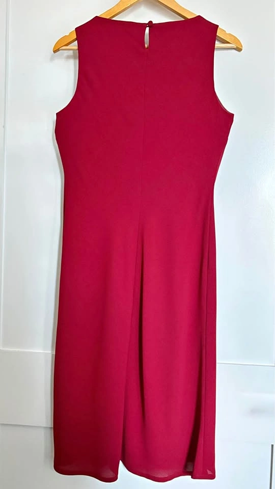 Classic Evan-Picone Dark Red Sleeveless Sheath Dress - Size 6