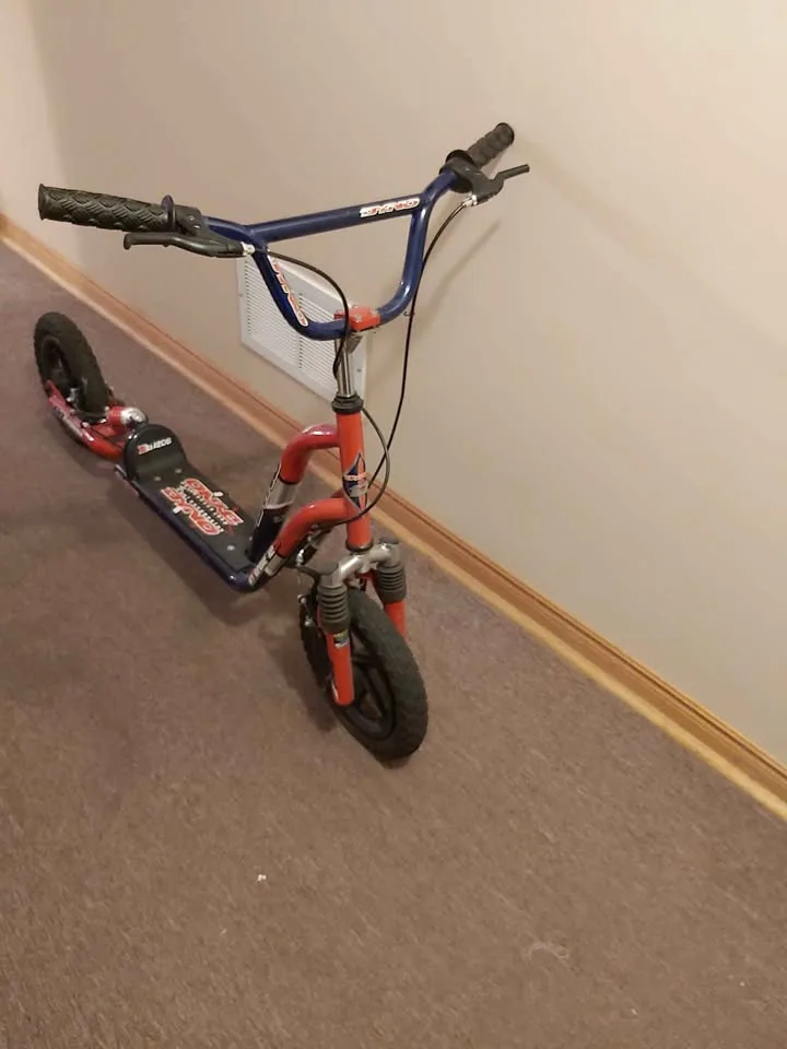 Scooter- DYNO ( Dual Suspension) with Helmet image indicator(5)