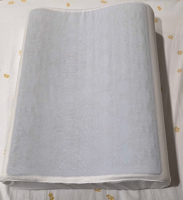Neck pain relief pillow - photo 4