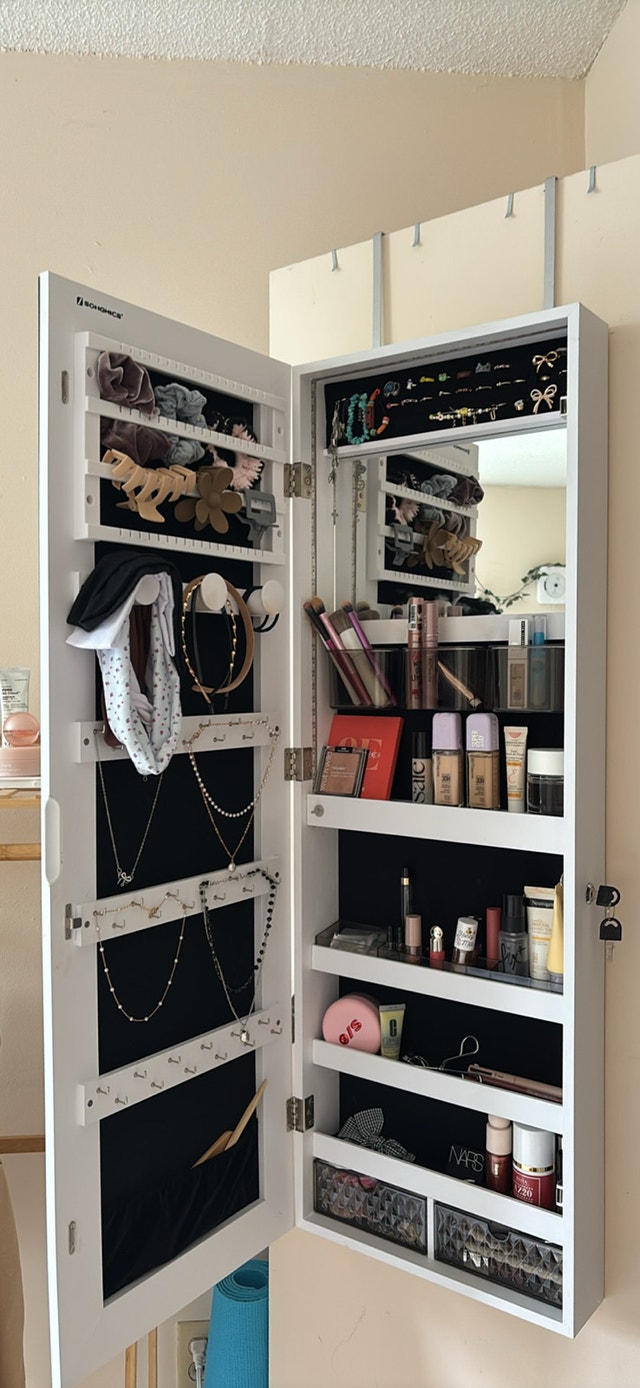 MOVING SALE! Everything Must Go - photo 2