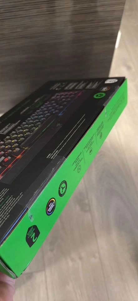 Razer BlackWidow V3 Mini HyperSpeed 65% Wireless Keyboard - photo 3