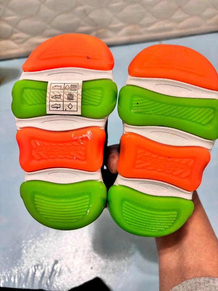 Toddler Shoes Size 5 - photo 4