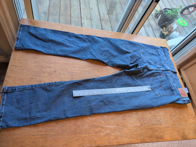 Levi's 314 Jeans woman's 33 - photo 4