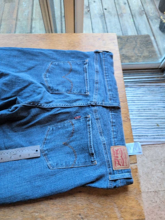 Levi's 314 Jeans woman's 33 - photo 5