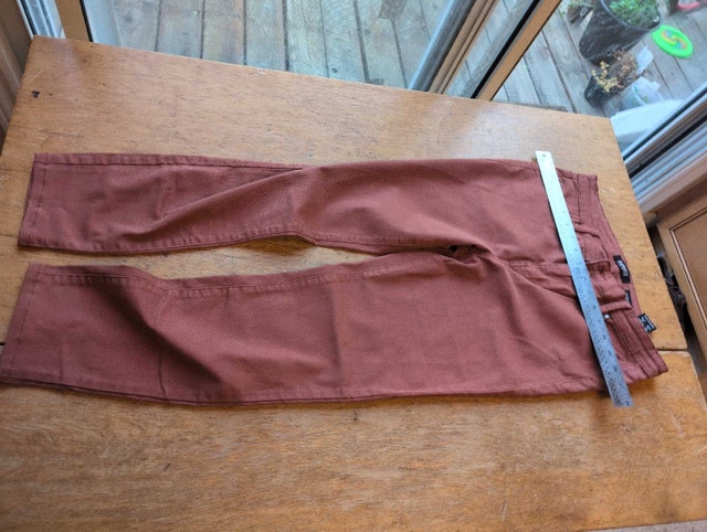 Buffalo Pants Burgundy Size 8