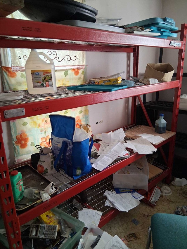 Snap-on Shelving Unit - photo 2
