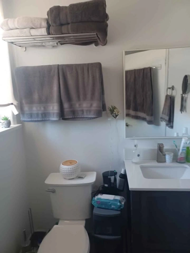 Private room for rent in Stockyards - photo 5