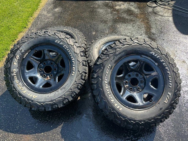 BFGoodrich KO2 Tires and rims 265/70/17 6x139.7 - photo 2