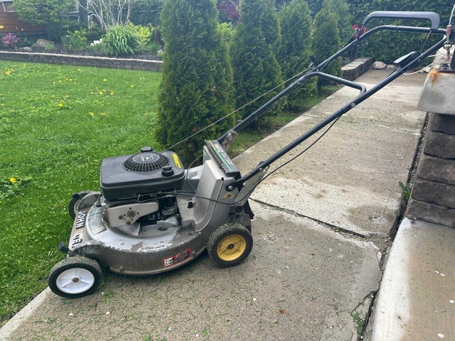 John Deere Lawn Mower 21" 5HP - photo 4