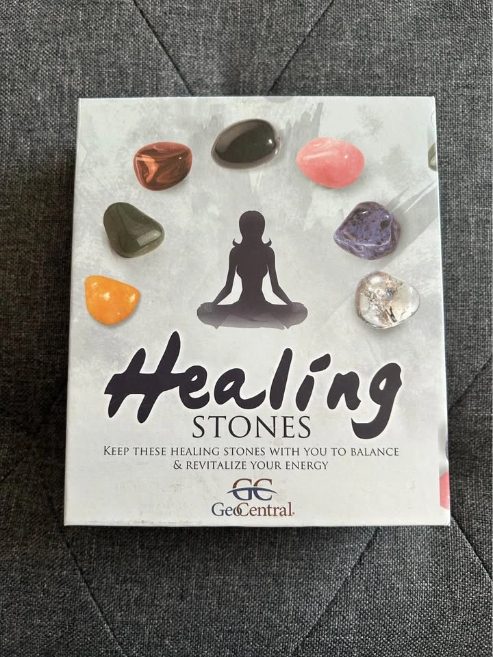Crystals Book and Healing Stones - photo 4