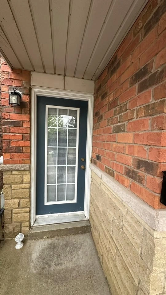 4 Beds 3.5 Baths House - photo 4