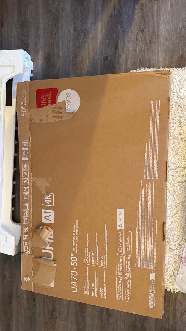 LG UA70 50” Smart TV - Open Box - photo 2