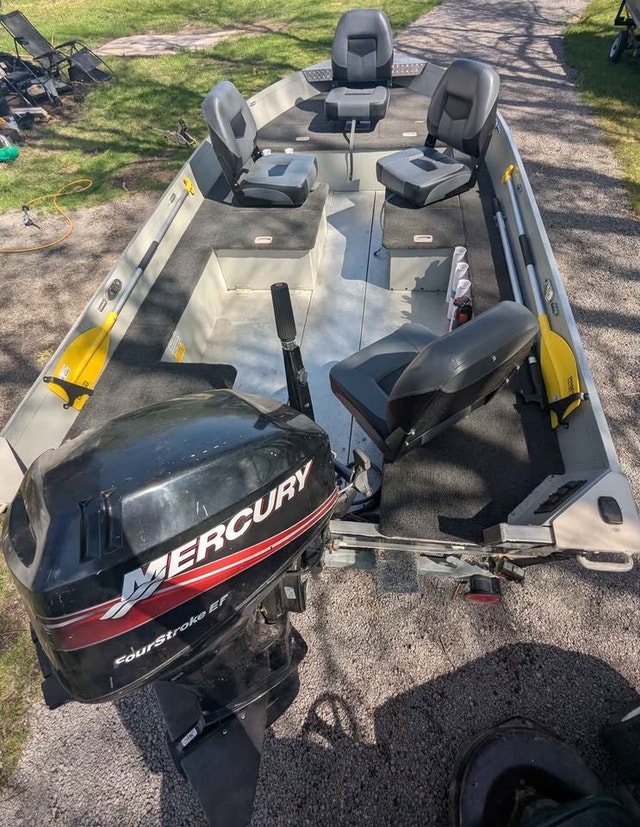 2005 Legend Xcite 144 Boat with Mercury 40HP Motor & Trailer - photo 3