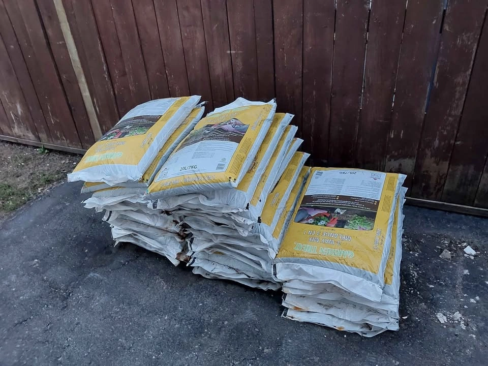 GARDEN TREAT 3-WAY MIX Soil 20L/7KG (price per bag) - photo 4