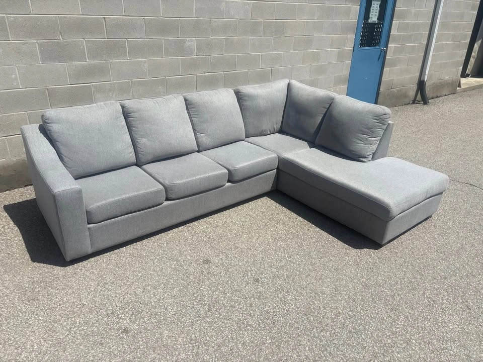 Grey Large Modern Sectional Sofa with Chaise - Free Delivery - photo 3