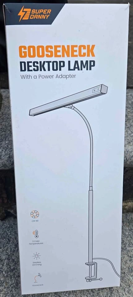 Desktop lamp