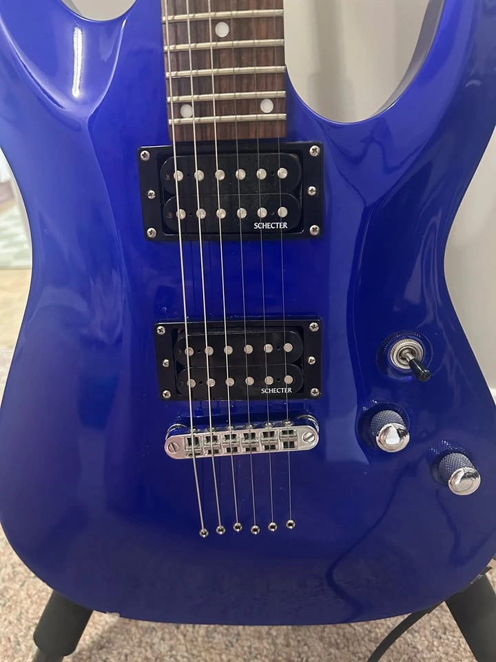 Schecter Diamond Series Electric Guitar - Blue - photo 2
