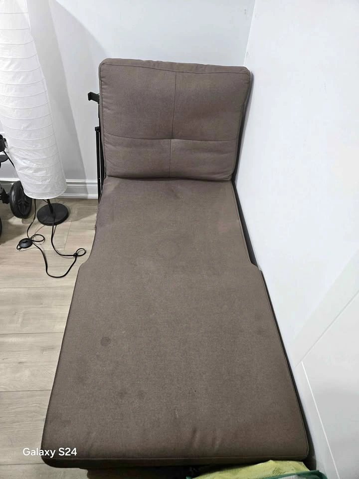 Moving Out Sale – Convertible Sleeper Chair / Ottoman Bed