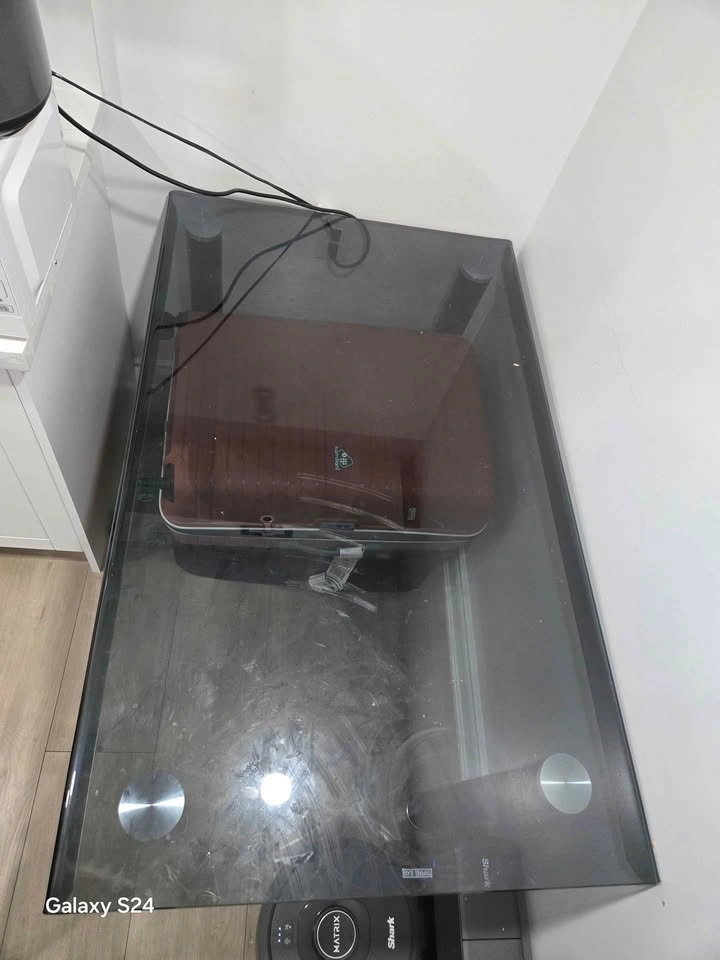 Tempered Glass Top Table with Black Metal Legs - photo 5