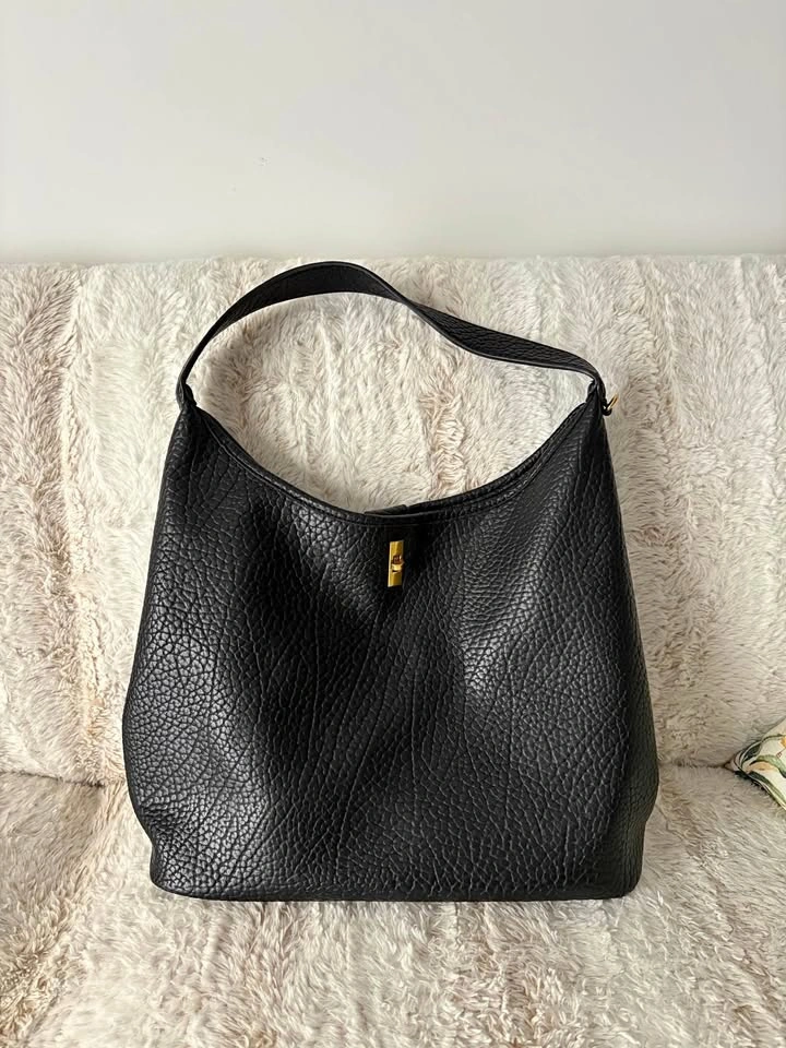 Reitmans Black Shoulder Bag