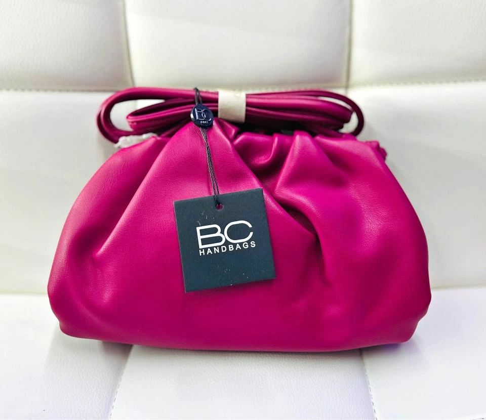 Bolsa Mini Viral Blossom Rosita Fuchsia Pink Mini Clutch Crossbo