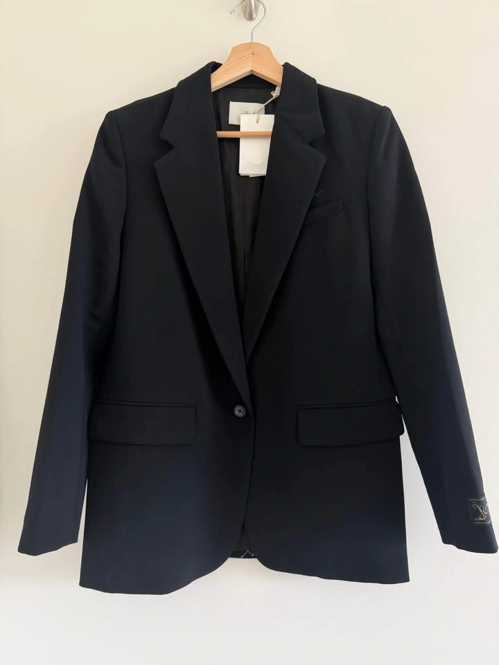 Aritzia Matching Suit Set Size 2 NWT - photo 5