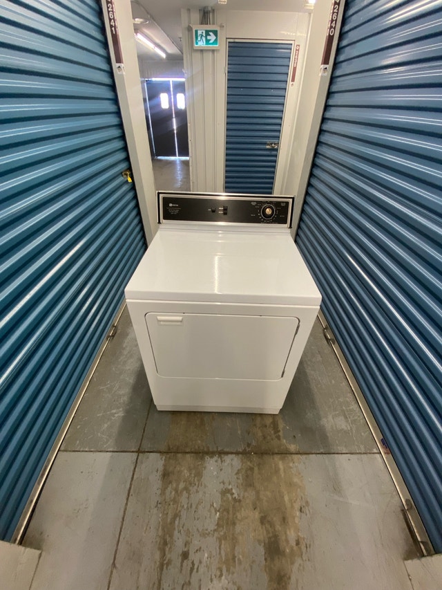 MAYTAG WHITE ELECTRIC DRYER