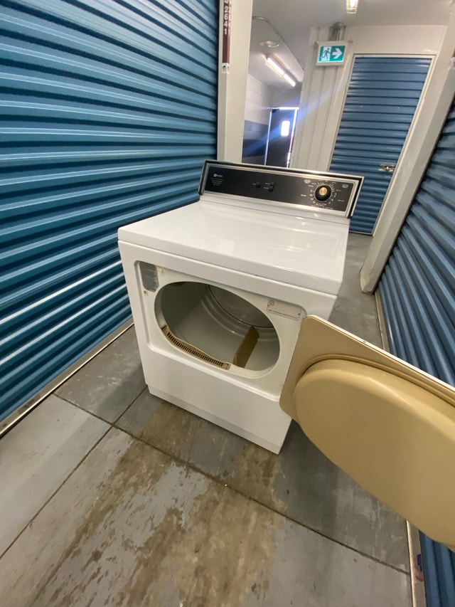 MAYTAG WHITE ELECTRIC DRYER - photo 4