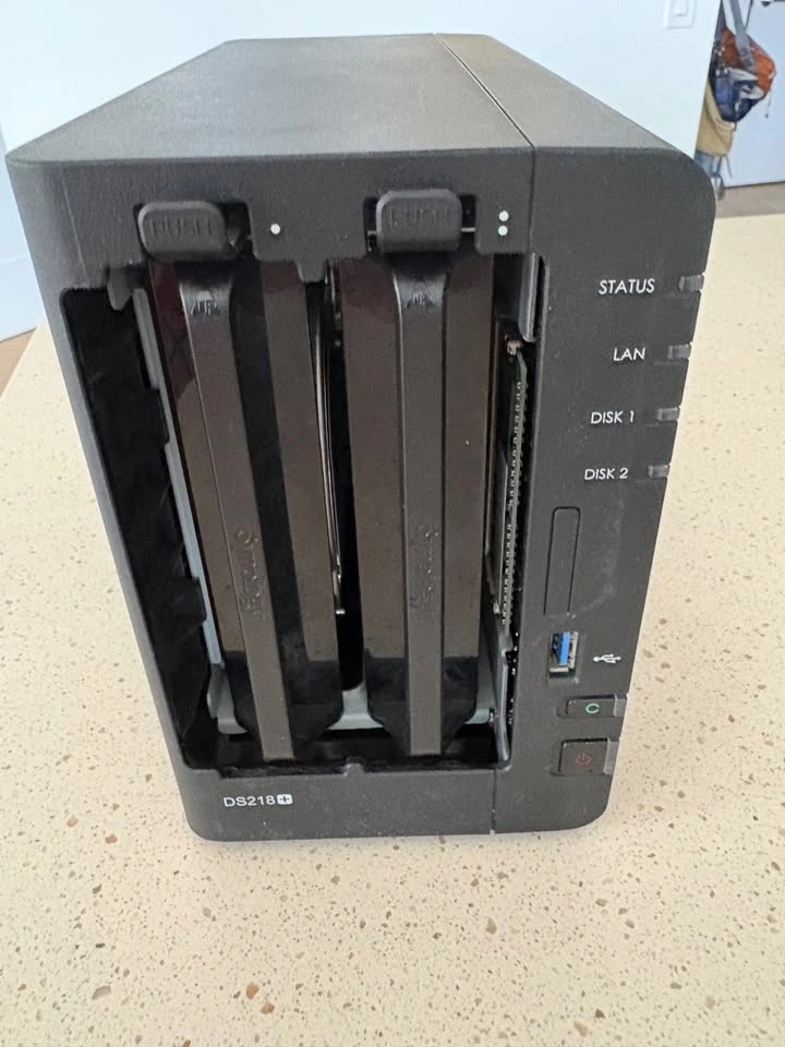 Synology DS218+ NAS with 4TB - photo 2