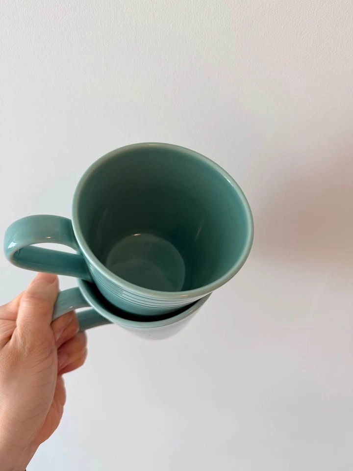 Must go today) Teal and Blue Dinnerware Set with Mugs - photo 4