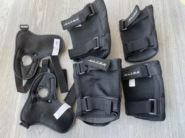 Ultra Protective Gear Set for Action Sports - photo 2
